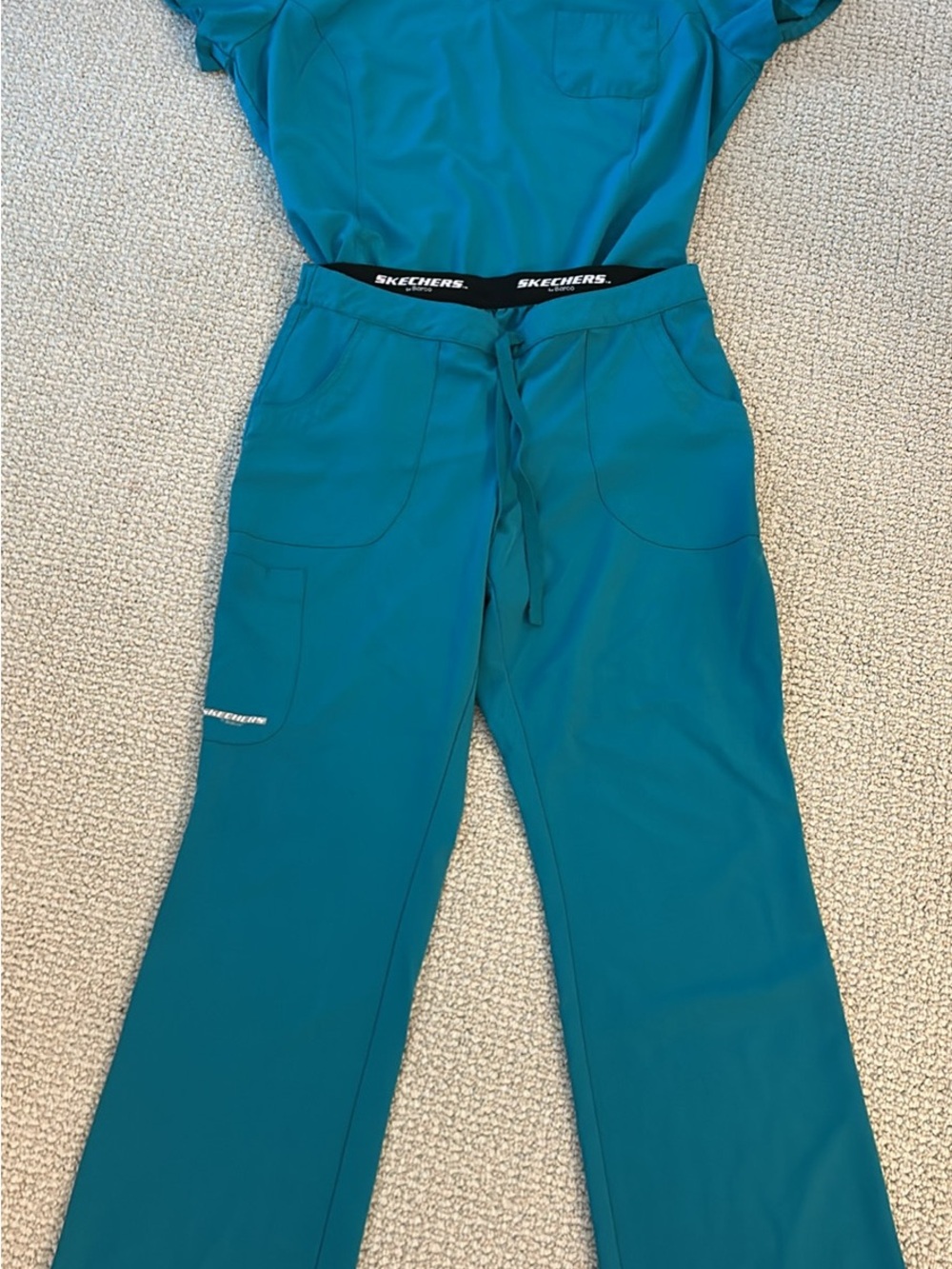 Skechers Teal Drawstring Scrub Set M bottoms & L top